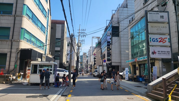 청담동 브런치 오아시스 청담점 매장 외관·주변·내부 공간 관련 이미지 07